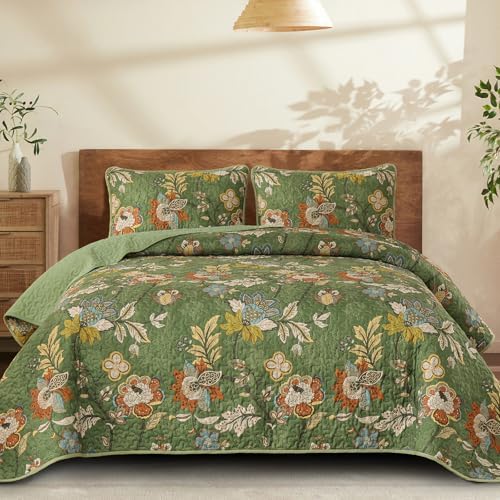Farmhouse Botanical Quilt - Green