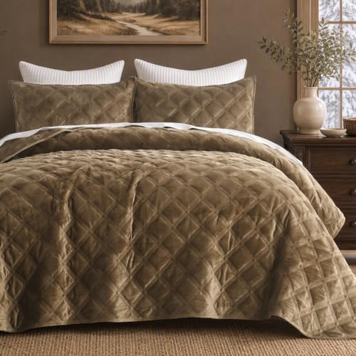 Lattice Diamond Velvet Quilt - Dark Brown